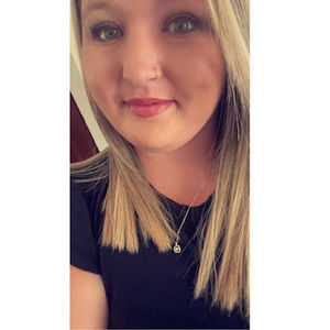 Meet your Posher, Lynn hummers